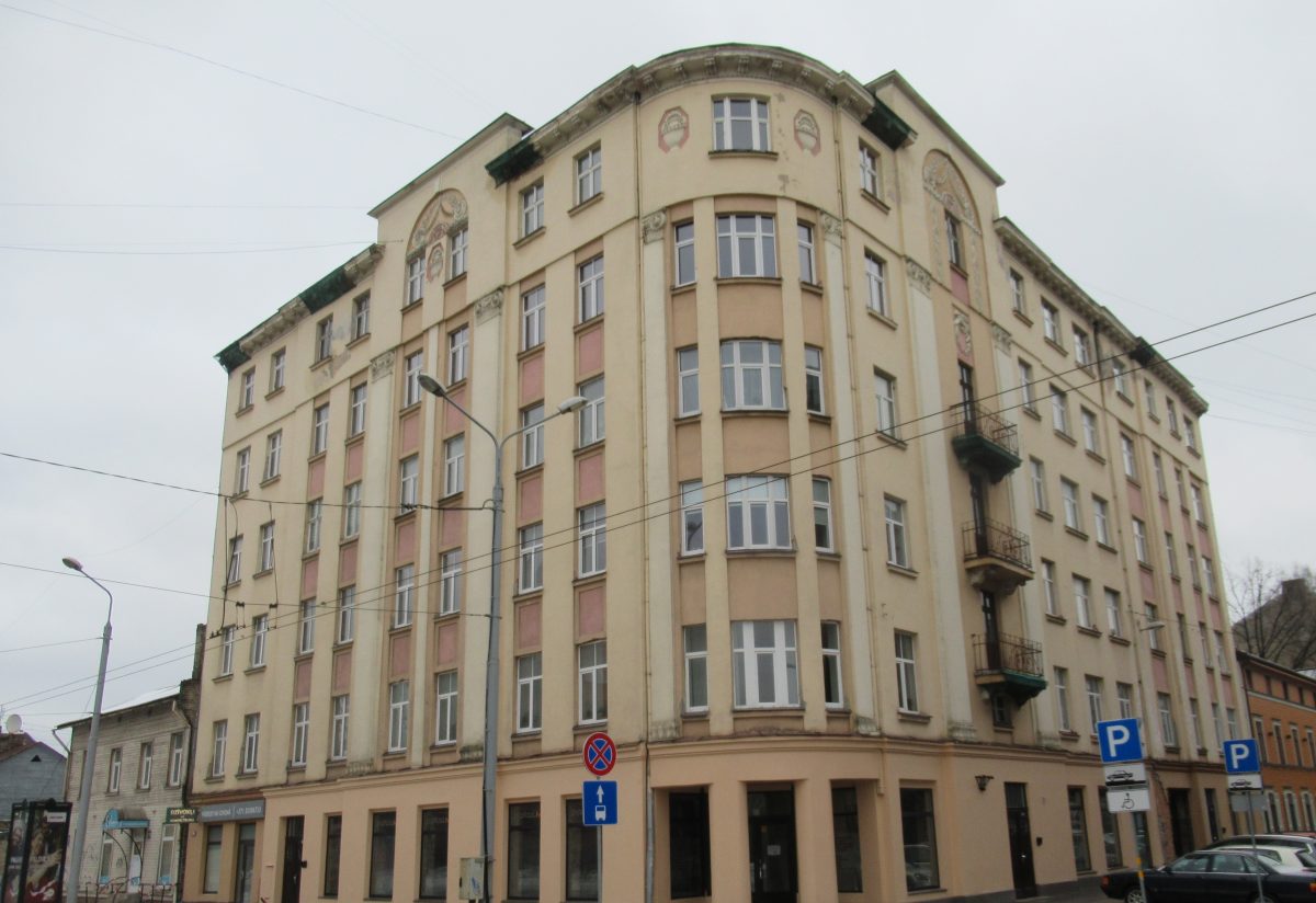 Aleksandra Čaka 136