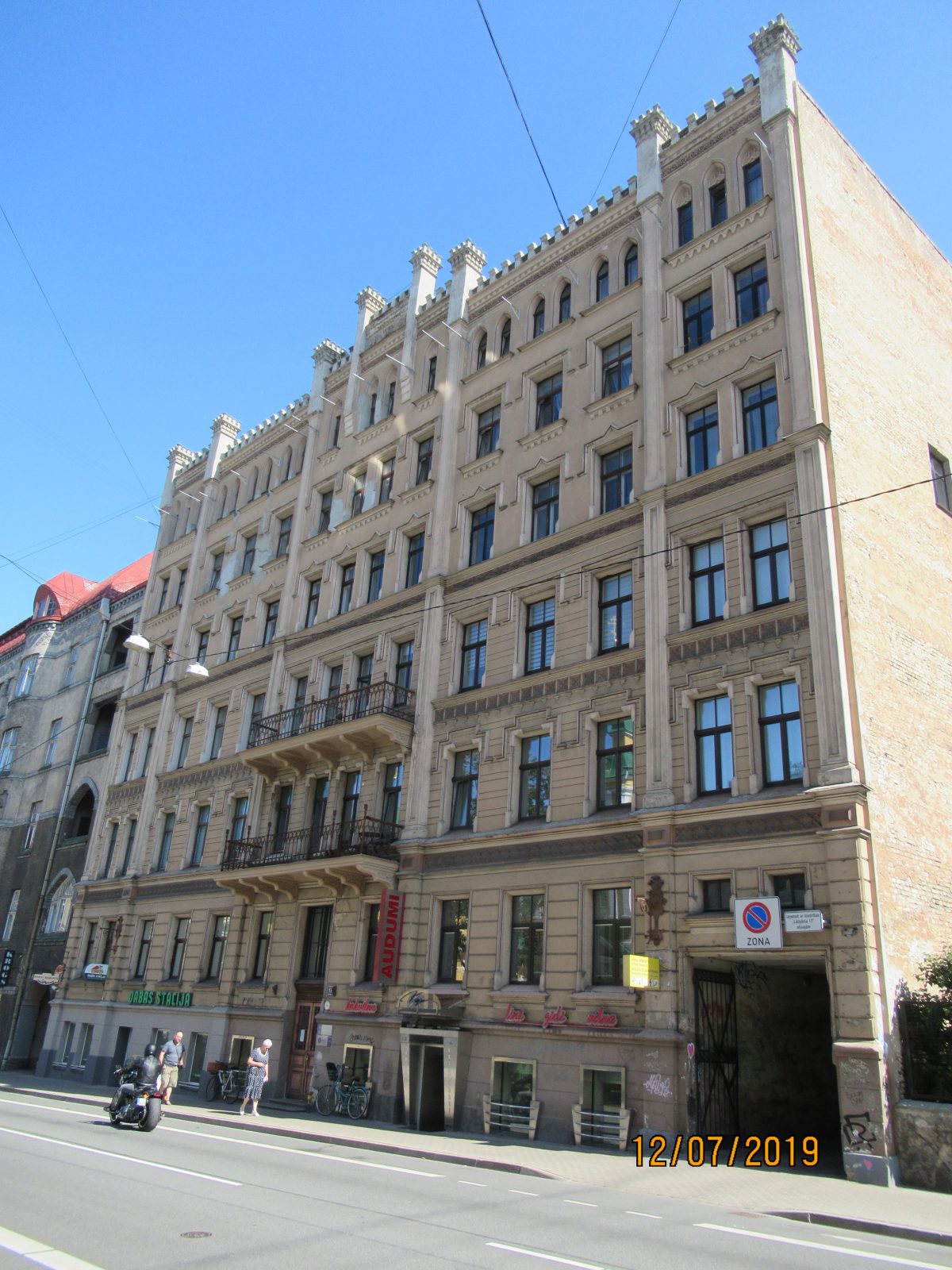 Lāčplēša 17
