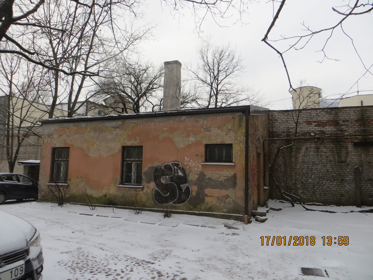 Brīvības 182