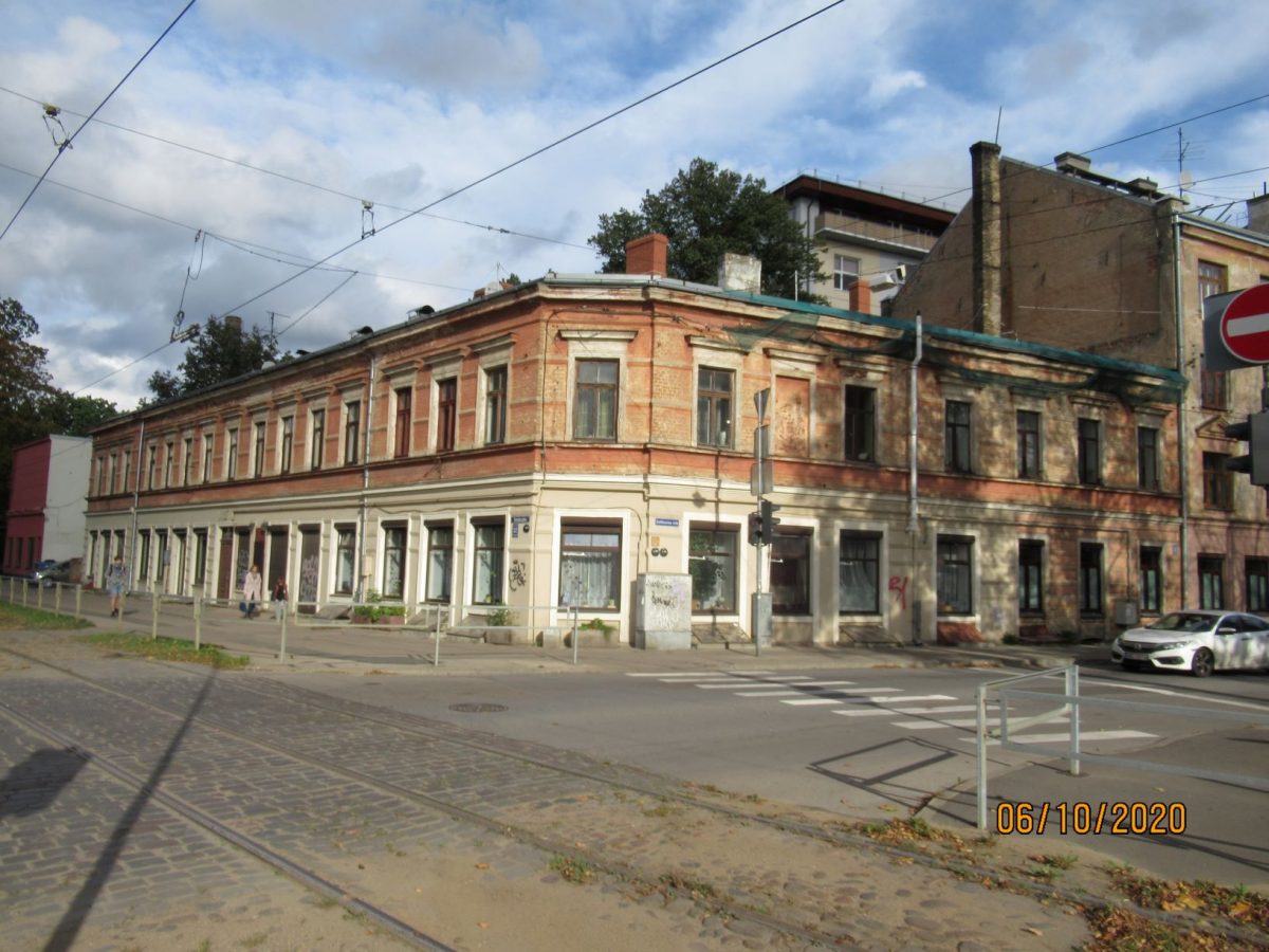 Vienības gatve 32